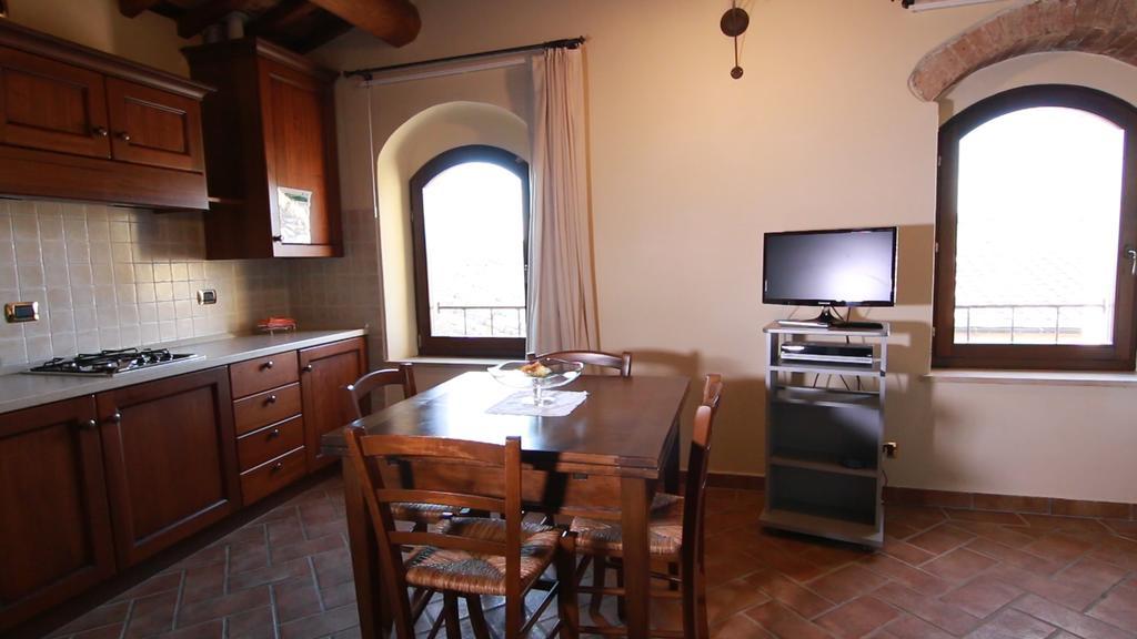 Antica Grancia Di Quercecchio Apartment มอนตาลชิโน ภายนอก รูปภาพ